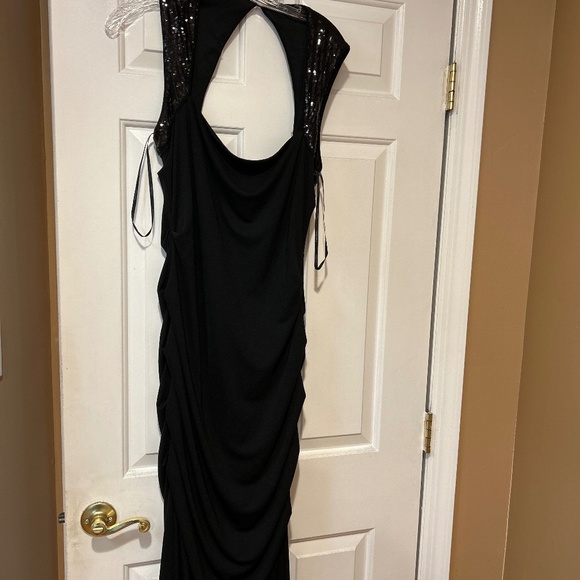 Calvin Klein gown - Picture 1 of 2